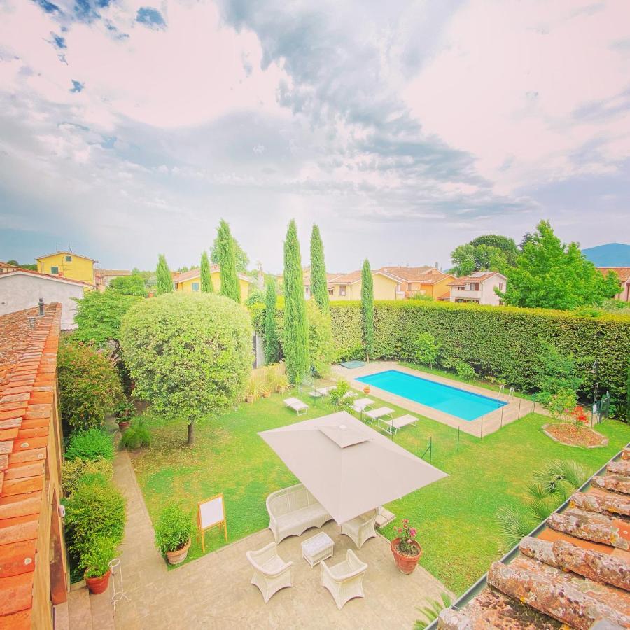 Bed and Breakfast Casabiancalana Boutique Lucca Exterior foto